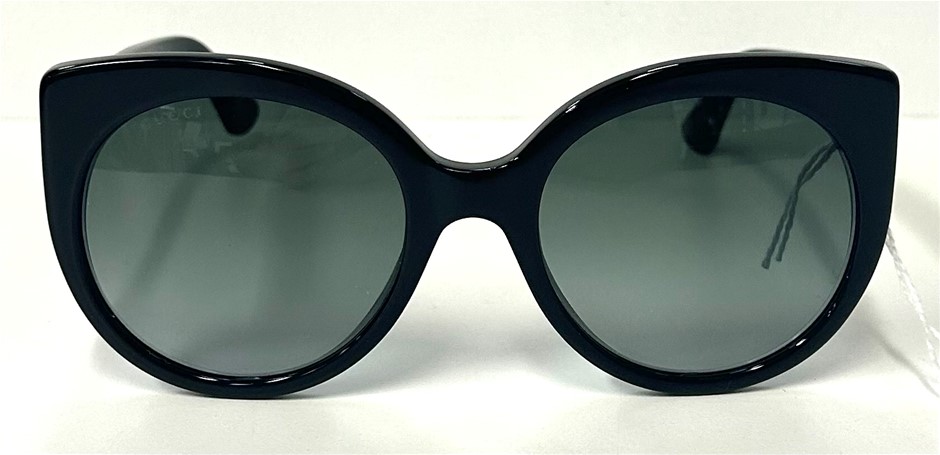 Gucci Black Cat Eye Sunglasses, Model: GG0325S Auction (0454-2556092 ...