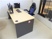 No Reserve Retail Displays & Office Furniture